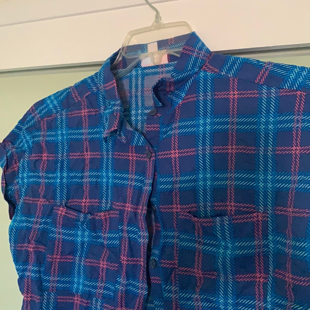 Crop button down
